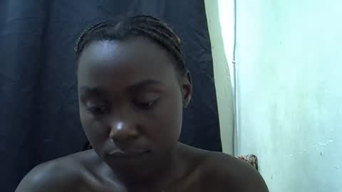 Snapshot of cuttey_slim22 chatting on 28, 5, 2026 cuttey_slim22 online show from 28, 5, 2026