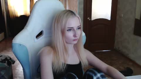 Cutti Crystal online show from 21, 4, 2026