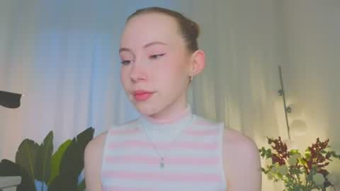 Snapshot of cuute_angell chatting on 3, 7, 2026 Virginia See you on Sunday online show from 3, 7, 2026