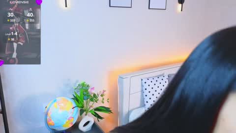 Snapshot of cweneharwick chatting on 17, 1, 2025 Welcome in my room My name is Mila did you miss me lets play - check menu to have fun online show from 17, 1, 2025