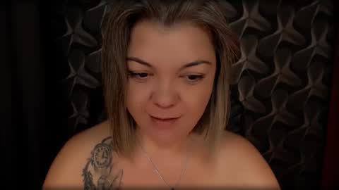 Snapshot of cyberdomme chatting on 26, 12, 2024 Full time mean bitch. online show from 26, 12, 2024