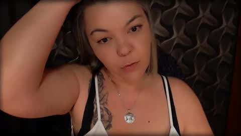 Snapshot of cyberdomme chatting on 25, 1, 2025 Full time mean bitch. online show from 25, 1, 2025