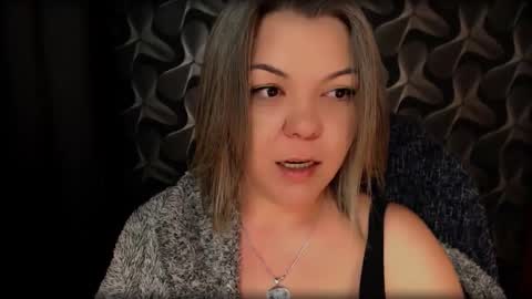 Snapshot of cyberdomme chatting on 5, 2, 2025 Full time mean bitch. online show from 5, 2, 2025