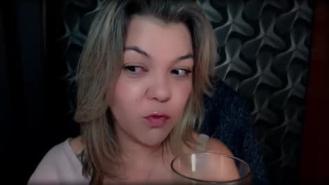 Snapshot of cyberdomme chatting on 22, 11, 2025 Full time mean bitch. online show from 22, 11, 2025