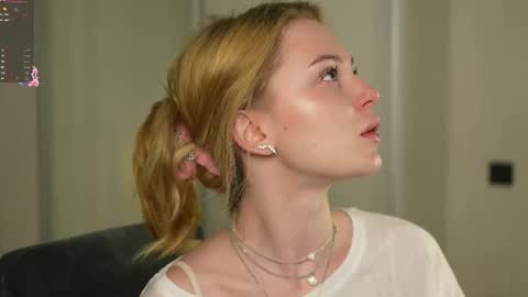 EMILY online show from 14, 11, 2025