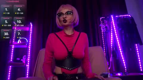 Lily Goddess online show from 10, 9, 2025