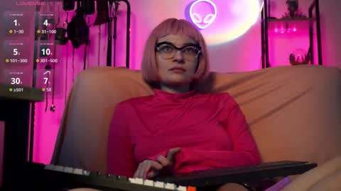 Lily Goddess online show from 26, 11, 2025