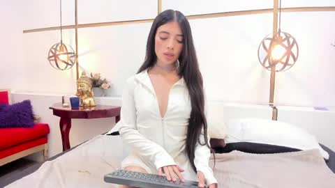 Snapshot of cynthia1fox chatting on 7, 6, 2026 Cynthia1fox online show from 7, 6, 2026
