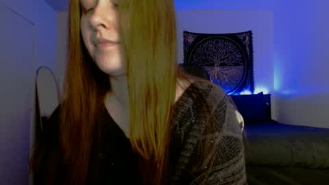 Snapshot of d_a_i_s_y chatting on 23, 2, 2025 Daisy online show from 23, 2, 2025