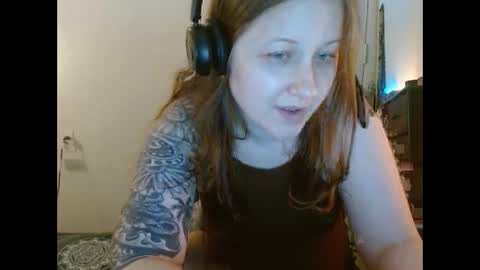 Snapshot of d_a_i_s_y chatting on 9, 3, 2025 Daisy online show from 9, 3, 2025