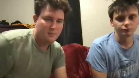 Snapshot of d_dart chatting on 7, 10, 2025 Aeboy12 online show from 7, 10, 2025