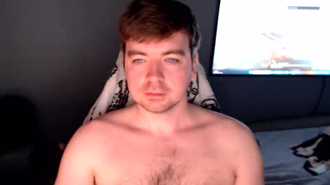 Snapshot of d_surman1994 chatting on 5, 6, 2026 d_surman1994 online show from 5, 6, 2026