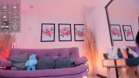 Snapshot of daaniela_moon chatting on 24, 10, 2025 Daniela online show from 24, 10, 2025