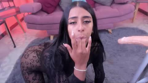 Snapshot of daaniela_moon chatting on 19, 11, 2025 Daniela online show from 19, 11, 2025