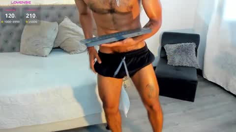 Mauricio online show from 16, 12, 2024