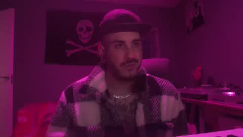 Snapshot of dabirdfree chatting on 27, 11, 2025 Destroyer online show from 27, 11, 2025