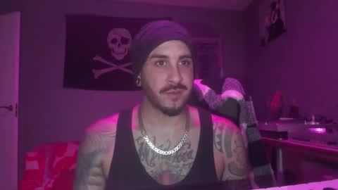 Snapshot of dabirdfree chatting on 28, 11, 2025 Destroyer online show from 28, 11, 2025