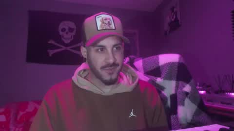 Snapshot of dabirdfree chatting on 22, 12, 2025 Destroyer online show from 22, 12, 2025