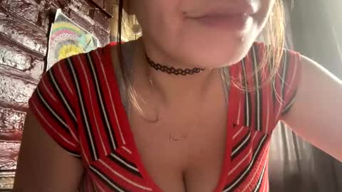 Snapshot of dabqueen_1994 chatting on 22, 3, 2026 dabqueen_1994 online show from 22, 3, 2026