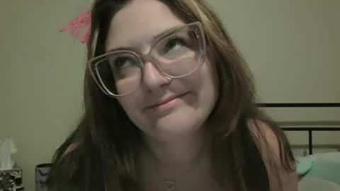 Snapshot of daddies_princesss chatting on 12, 9, 2025 daddies_princesss online show from 12, 9, 2025