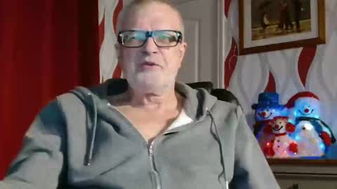 Snapshot of daddiescockforyou chatting on 9, 12, 2024 Brian ... online show from 9, 12, 2024