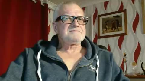 Snapshot of daddiescockforyou chatting on 17, 11, 2025 Brian ... online show from 17, 11, 2025