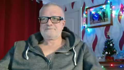 Snapshot of daddiescockforyou chatting on 16, 12, 2025 Brian ... online show from 16, 12, 2025