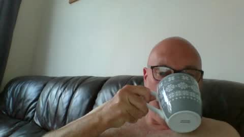 daddyhere4uall8 online show from 5, 8, 2026