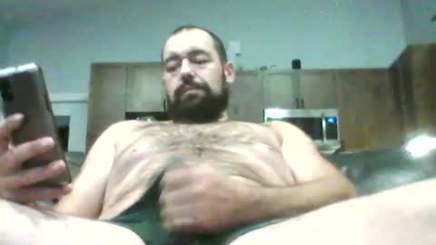 Snapshot of daddyj1983 chatting on 4, 8, 2026 daddyj1983 online show from 4, 8, 2026