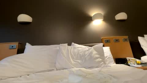 paulpp2010 online show from 9, 1, 2026