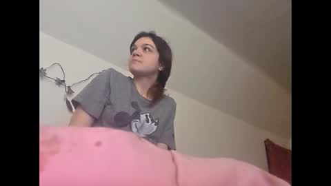 Snapshot of daddyscumslut211 chatting on 14, 12, 2025 fairylee21 online show from 14, 12, 2025