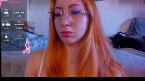 Snapshot of daddyslittleslutfox chatting on 25, 11, 2025 daddyslittleslutfox online show from 25, 11, 2025