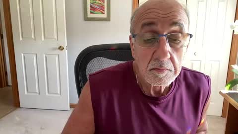Snapshot of daddyweis chatting on 4, 10, 2025 daddyweis online show from 4, 10, 2025