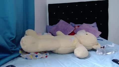 Snapshot of daddyysobsessed_ chatting on 19, 5, 2026 Channel. online show from 19, 5, 2026