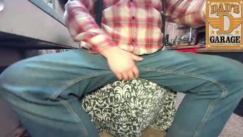 Snapshot of dadsgarageatl chatting on 15, 12, 2025 Dads Garage Atl online show from 15, 12, 2025