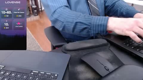 Snapshot of dadssecret69 chatting on 6, 2, 2026 DadsSecret online show from 6, 2, 2026