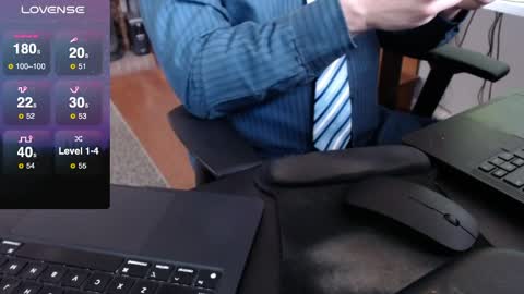 Snapshot of dadssecret69 chatting on 30, 3, 2026 DadsSecret online show from 30, 3, 2026