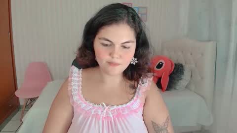 Snapshot of daeneryslove_doll chatting on 23, 9, 2025 daeneryslove_doll online show from 23, 9, 2025