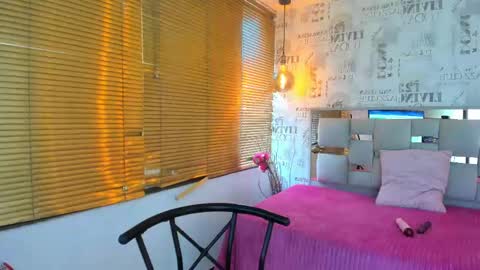 dafne_20 online show from 22, 9, 2025