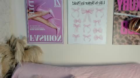 Snapshot of dafne_hillss chatting on 26, 6, 2026 dafne_hillss online show from 26, 6, 2026