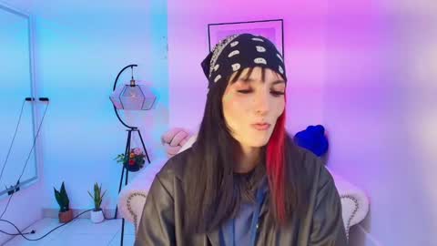 dafne huges online show from 14, 1, 2025