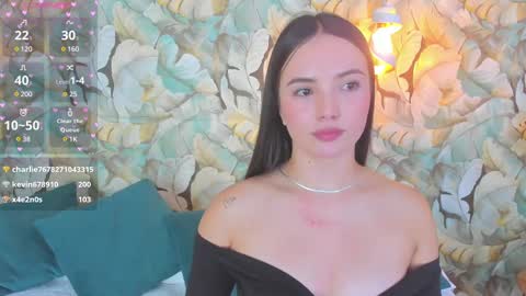 Snapshot of dafnevega chatting on 4, 3, 2025 Dafne  online show from 4, 3, 2025