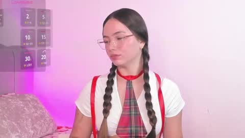 Snapshot of dafnevega chatting on 15, 12, 2025 Dafne online show from 15, 12, 2025