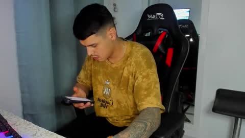 my name is Jhon and I live in colombia online show from 22, 10, 2025