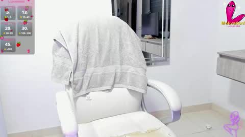 Snapshot of dahian_carter chatting on 1, 11, 2025 Dahian online show from 1, 11, 2025