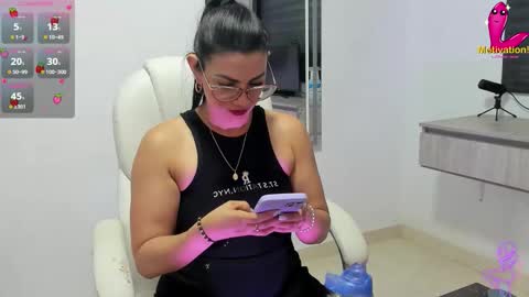 Snapshot of dahian_carter chatting on 3, 11, 2025 Dahian online show from 3, 11, 2025