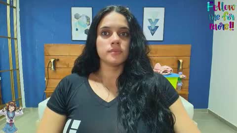  Dahiana  online show from 28, 9, 2025