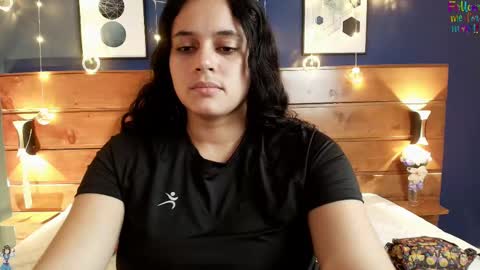  Dahiana  online show from 13, 11, 2025