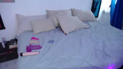 Dahiana online show from 22, 1, 2025