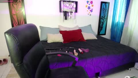 Dahiana online show from 23, 1, 2025